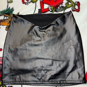 Windsor Shiny Black Mini Skirt